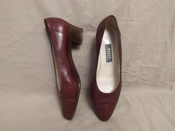 Women Bally Heels Burgundy Leather 37
