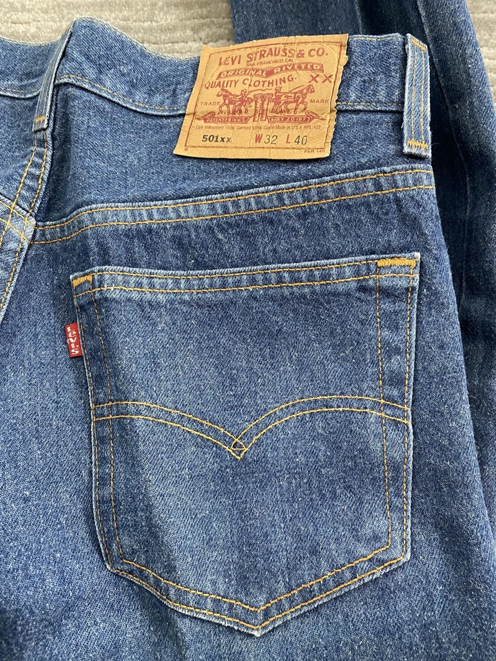VTG Levis 501XX Jeans Mens 32x40 (fits 29x36.5) Blue Denim Button Fly USA 90s - Image 4 of 4