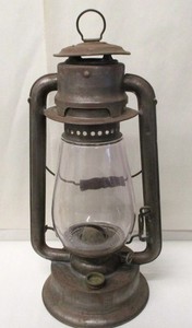 VINTAGE NORLEIGH DIAMOND LANTERN NORVELL SHAPLEIGH HDW. CO.  & CLEAR GLOBE