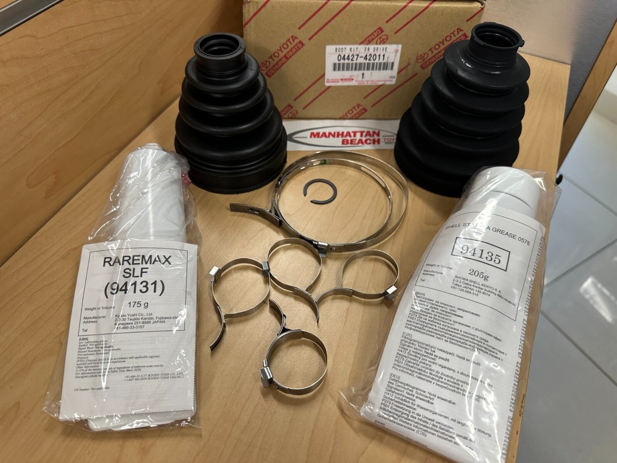 GENUINE 13-15 RAV4 2.5L RIGHT FRONT INNER & OUTER AXLE BOOT KIT