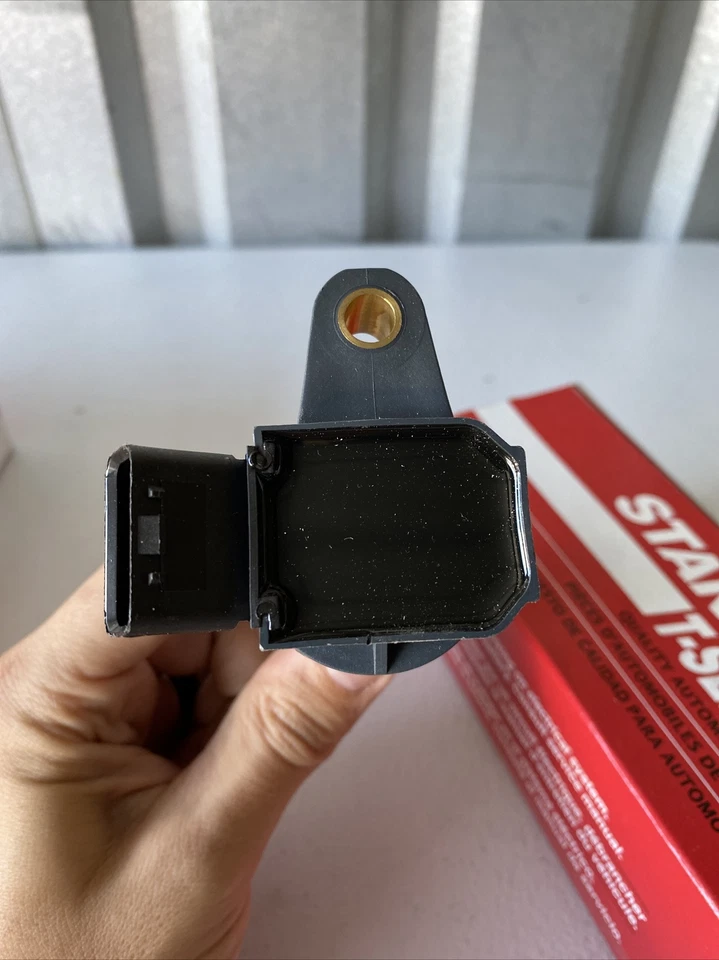 Bobina de encendido UF230T nueva para 4 corredores Toyota 4Runner Tundra Land Cruiser Sequoia Foto 3 de 4