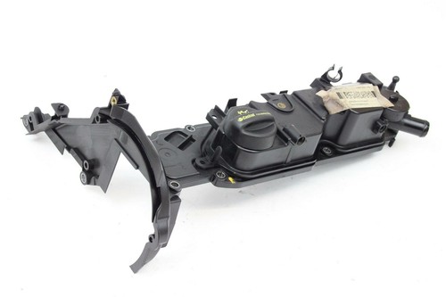 Ford Focus III DYB 1,6TDCI 85KW C16DSOX Ventildeckel Zylinderkopf AV6Q6007BB