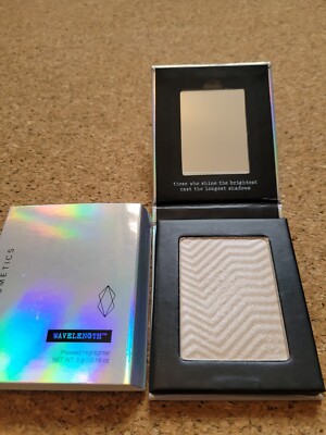 Lethal Cosmetics Highlighter   Wavelength Ionic   vegan