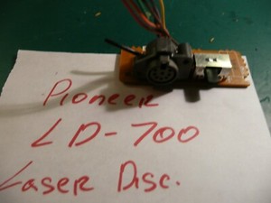 Lecteur Laserdisc Pioneer LD-700 - VEND POUR PIÈCES - En L'état, Non Fonctionnel