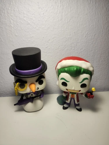 Lot Of 2 Christmas Funko Pop Dc Joker And Penguin