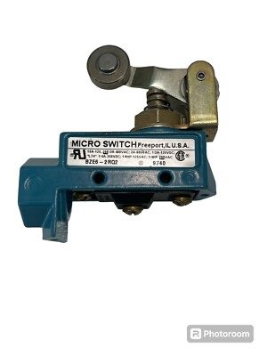 Honeywell Microswitch BZE6-2RQ2 Plunger Roller Limit Switch 15A / 480VAC