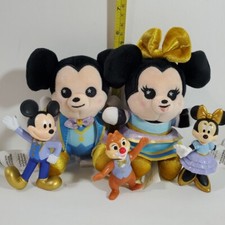 Disney Wishables WDW 50th Anniversary Mickey  Minnie Mouse With Xtra Figs