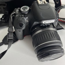 Canon EOS 600D 18MP Camera – 18-55mm IS battery bag card