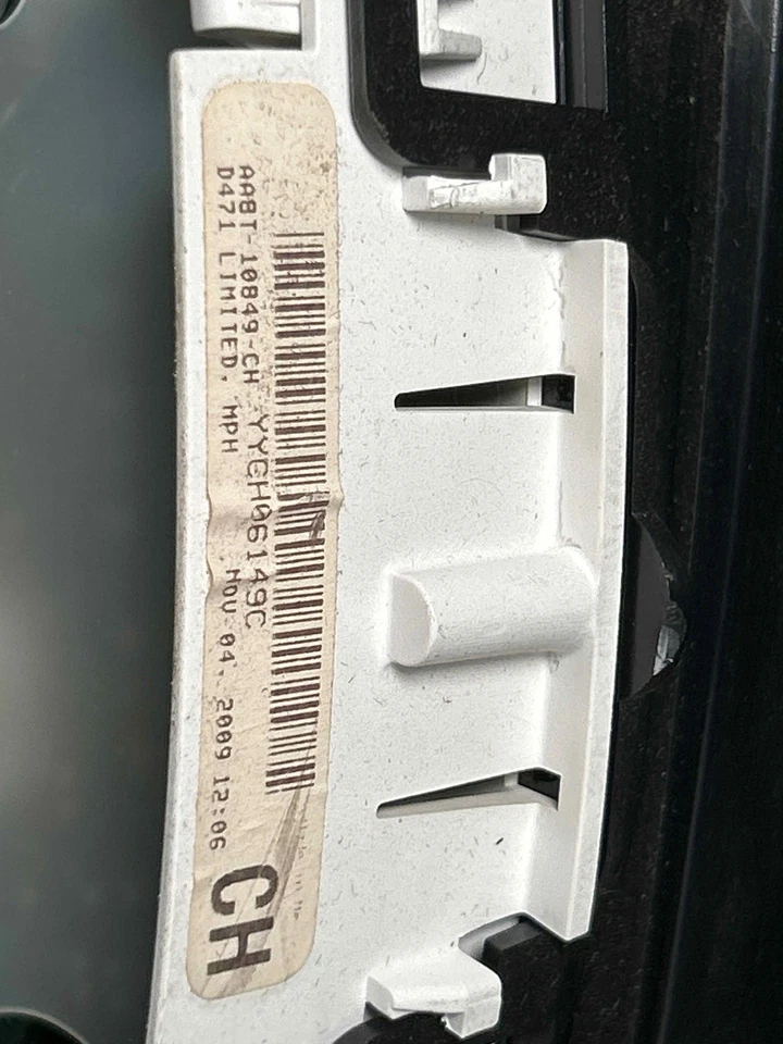 Fits 2010 Ford Flex Speedometer (miles n/a) OEM:AA8T10849CH Foto 4 de 4