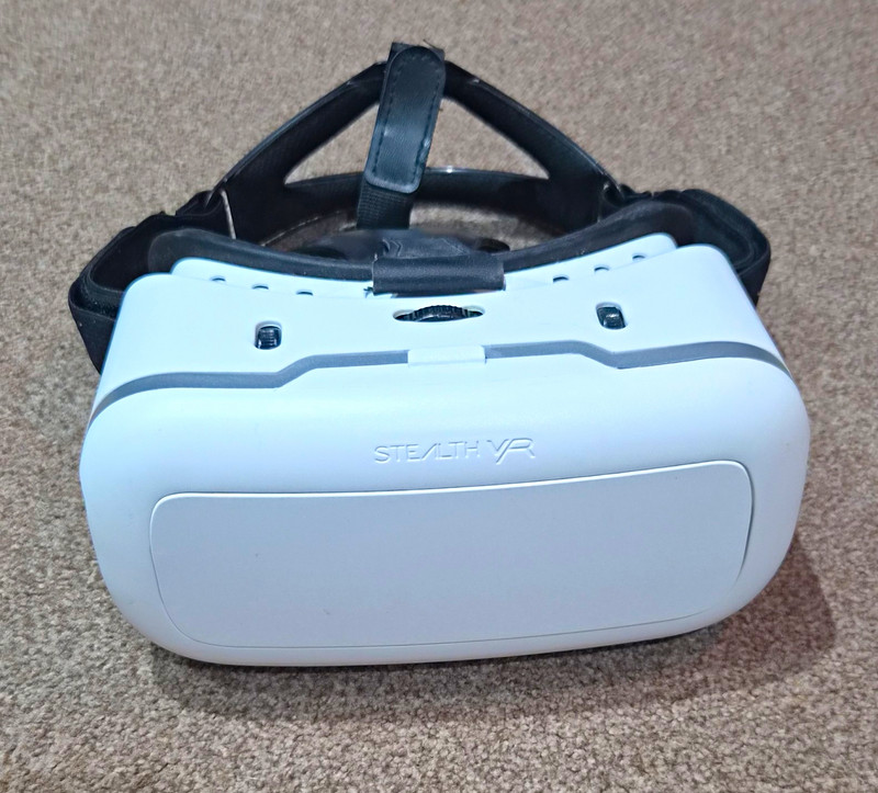 STEALTH VR Model STEALTH VR Smartphone VR Headset, Plastic, White/Black