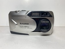 Fujifilm FinePix 1400 Zoom Digital Camera 1.3 MP 3x Optical Zoom Tested READ 