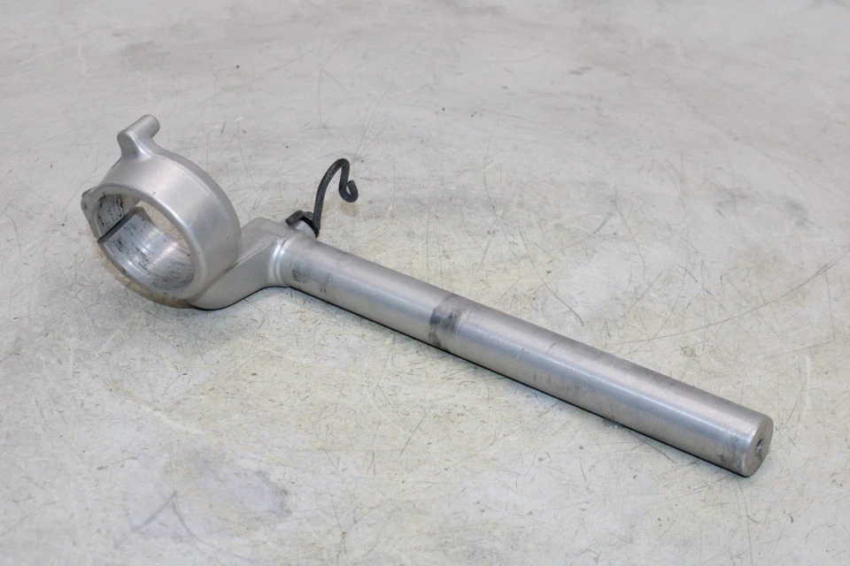 03-06 SUZUKI SV1000S OEM CLIP DERECHO EN MANILLAR Foto 4 de 4