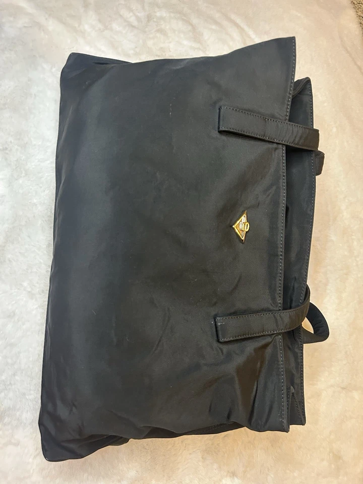 Auténtico bolso de mano negro Bottega Veneta Foto 2 de 4