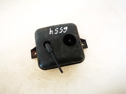 Vacuum air tank