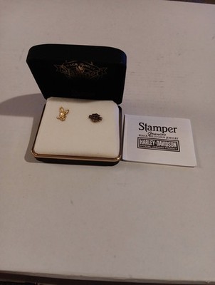 14 Karat Gold Adler Ohrring und 14 Karat Gold Harley Davidson Krawattennadel