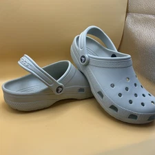 Crocs Unisex Men’s 6 Womens 8 Pale Green