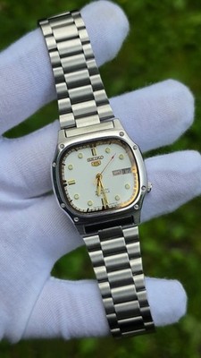 Vintage Seiko 5 Automatic 21 Jewels Men s Watch Arabic Day Date 7019-551L