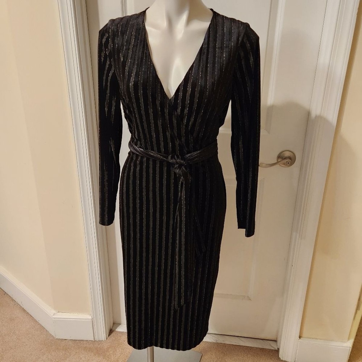 Belle Badgley Mischka Black Dress Size 8 | eBay Belle Badgley Mischka Black Dress Size 8 | eBay