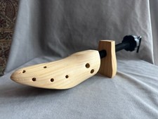 Two Way Professional Wooden Shoes Stretcher for Men or Women Shoes
