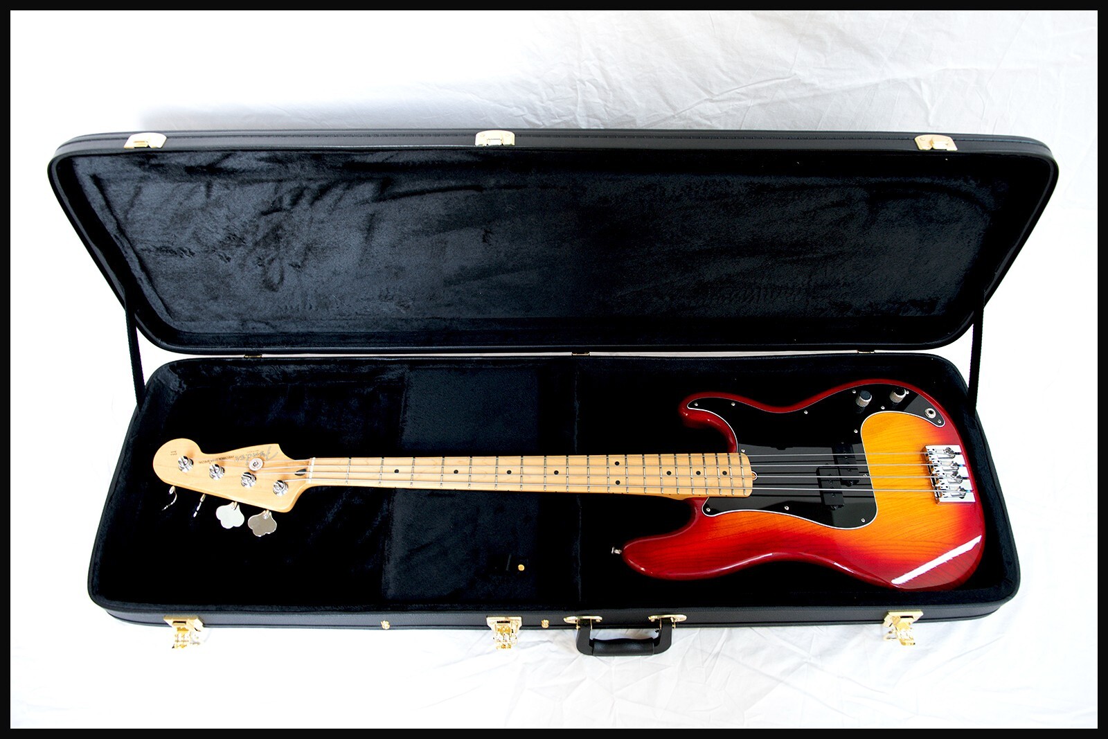 Yamaha EBHC Hardshell Bass Case for LH or RH Basses Fender or Others