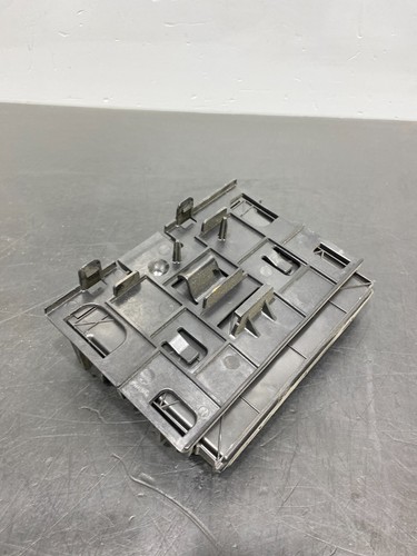 2014 CHEVROLET CAMARO ZL1 OEM BCM BODY CONTROL MODULE 13592376 USED - Picture 4 of 6