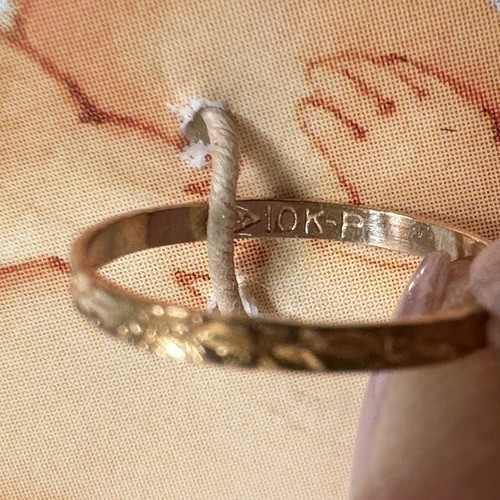 Vintage 10K-P Baby Ring Yellow Gold Floral Band Attached To Congratulations Card - Picture 9 of 15