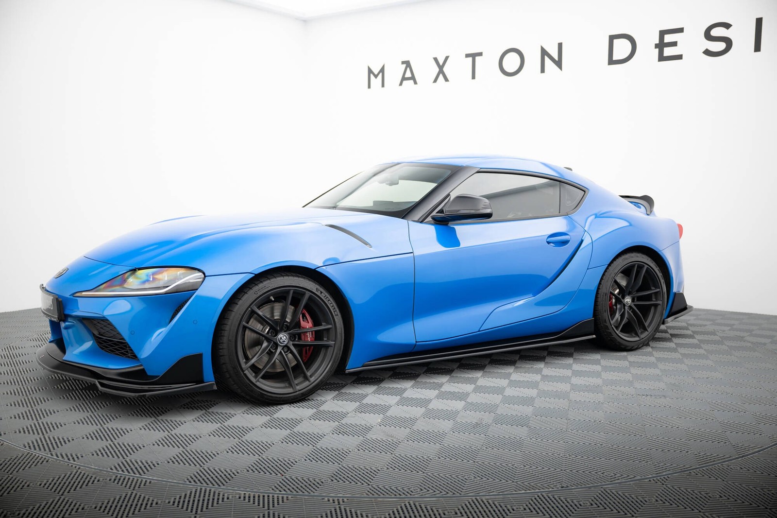 Extension de bas de caisse Maxton V.1 premium en ABS Noir Brillant pour Supra Mk5
