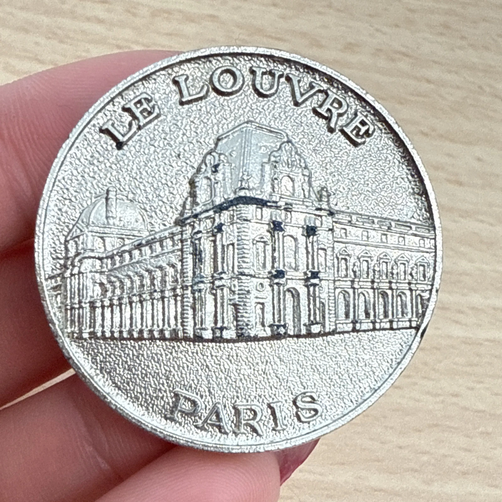 Médaille Le Louvre Paris