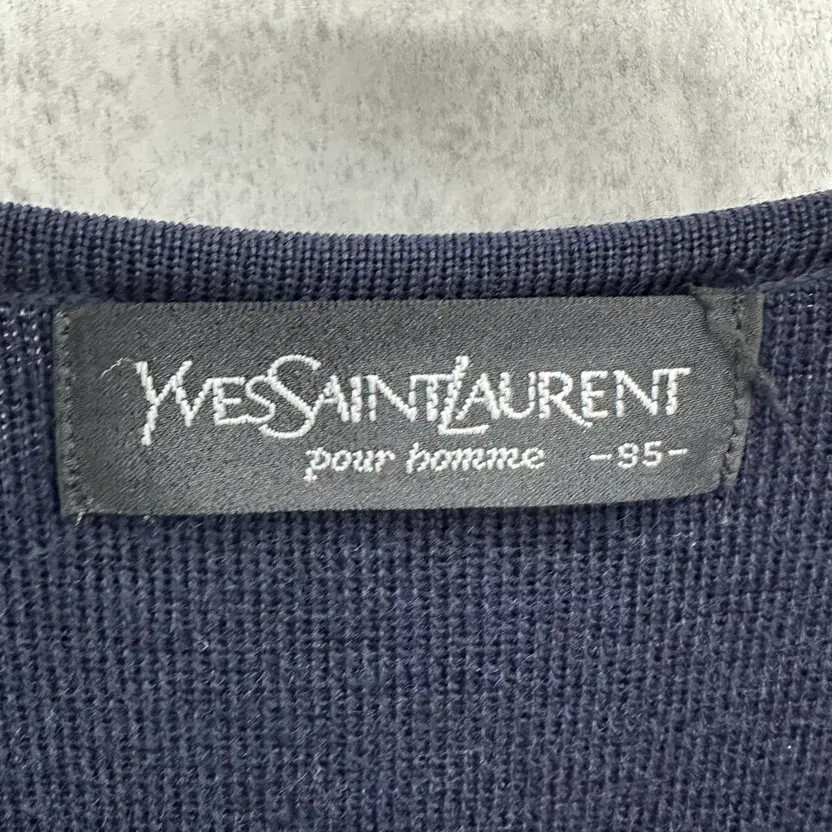 Yves Saint Laurent Men's Knit Vest Size 95/M thumbnail 4
