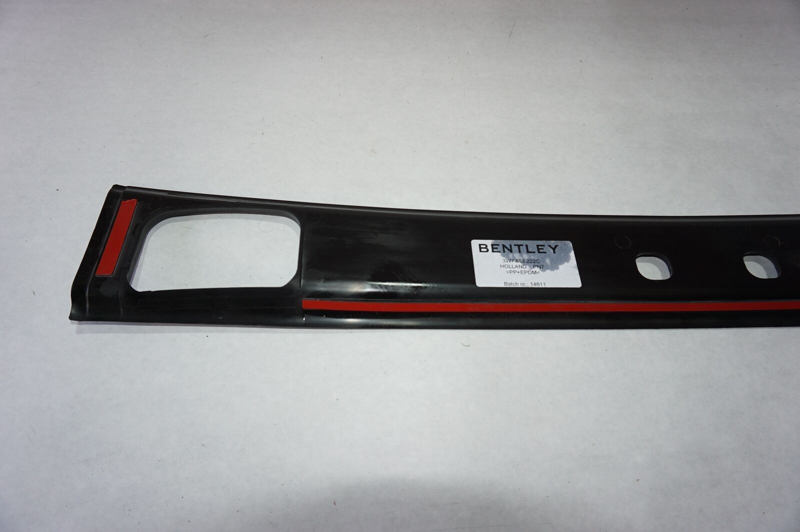 BENTLEY GT RAIN CHANNEL COVER TRUNK 2006 2007 2008 2009-2012 3W7 853 222 C OEM