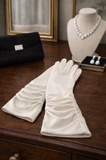 Vintage white long ruched dress gloves opera style ladies gloves size 6 1/2
