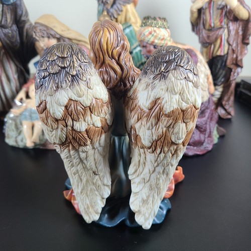 O’Well 12-Pc Porcelain Nativity Set - Handpainted Large Figures up to 10” Tall - Picture 18 of 24