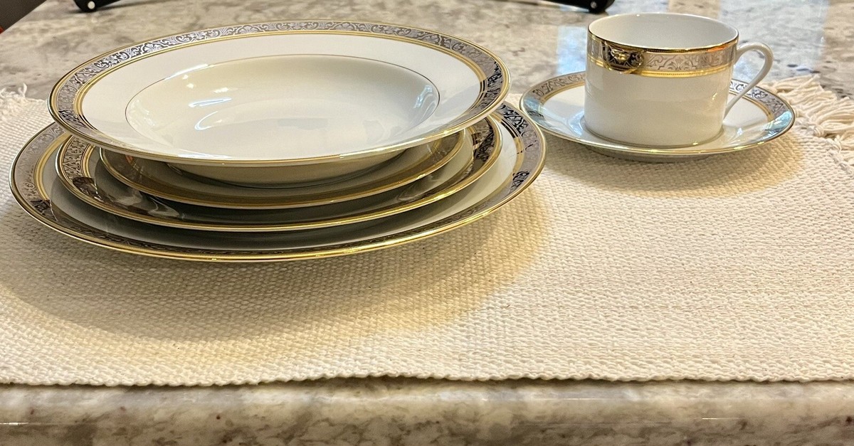Philippe Deshoulieres 皿 6枚セット NEW 6pc Philippe Deshoulieres Porcelain Limoges Set In Orleans