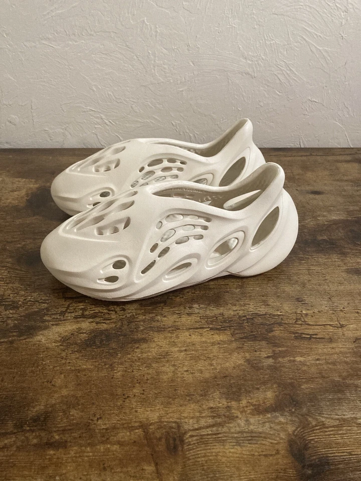 Мужские размер 12 Adidas Yeezy пены бегун RNNR Арарат пены бегун - Изображение 2 из 4