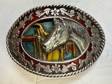 1985 VTG. SISKIYOU Belt Buckle Horse Saddle Blue Background Excellent COND.