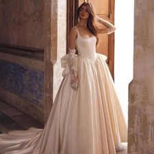 Elegant Satin Pearls Wedding Dresses Bows Square Neck Floor-length Bridal Gowns