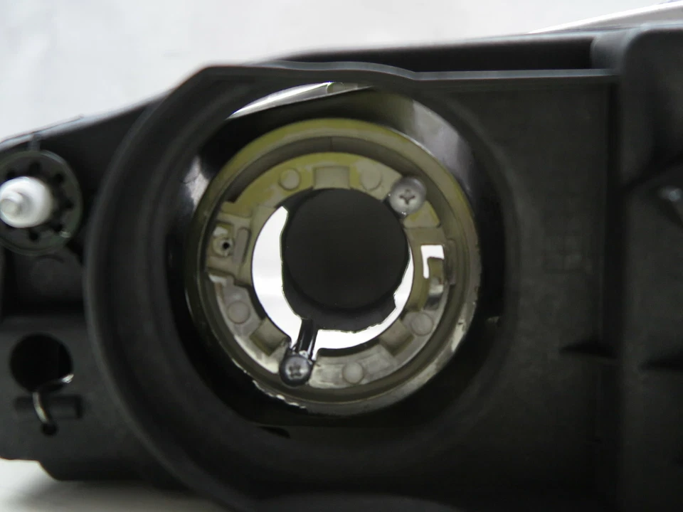 Faro transparente Mirage quinta generación 1995-2003 2D/3D negro para Mitsubishi LHD Foto 4 de 4