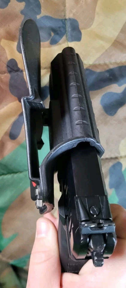 Fobus Ruger SR22 Right-hand Owb Paddle Holster Black Polymer - Image 4 of 4