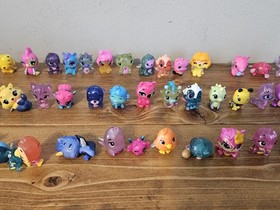 Hatchimals Colleggtibles  70+ Figures + 4 Wings Lot 