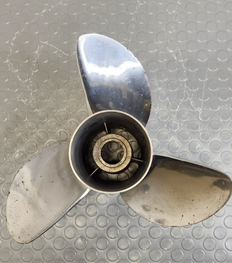 Mercury Quicksilver Tempest Plus Propeller 48-825862A47 14 5/8 x 21 (2527) - Image 3 of 4