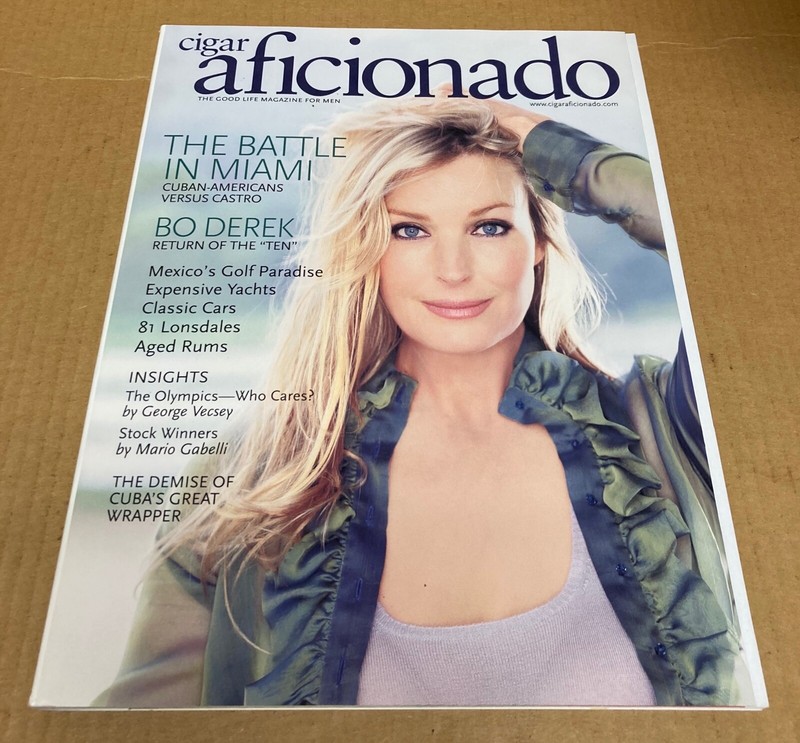 2000 August Cigar Aficionado Magazine with Bo Derek "Return of Ten"