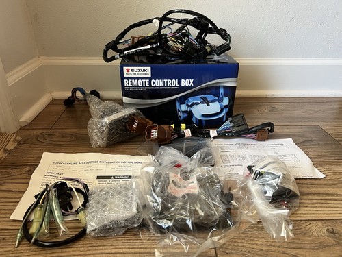 Suzuki Dual Engine, Dual Station Kit 67000-98JH4 w/ Multi Remote Co 67200-98J14 - Picture 1 of 3