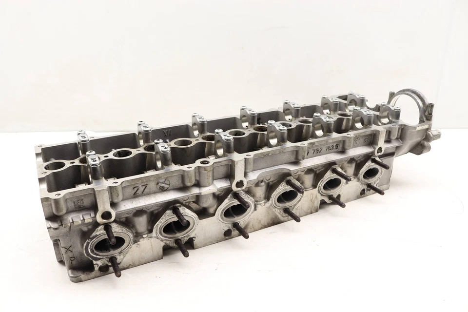 BMW 335D 2009-2011 3,0 L - culata motor 7806061 Foto 3 de 4