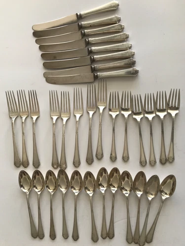 34 pcs 1917 Towle Silver Lady Mary Sterling 14 Forks, 12 Spoons, 8 Dinner Knives