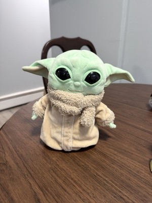Star Wars Baby Yoda Child Mandalorian 11  Plush Toy Talking Figure MACAROON