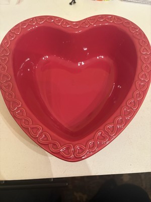 Chantal valentines day Ceramic Red Heart Shaped Baking Serving mold pan Dish.