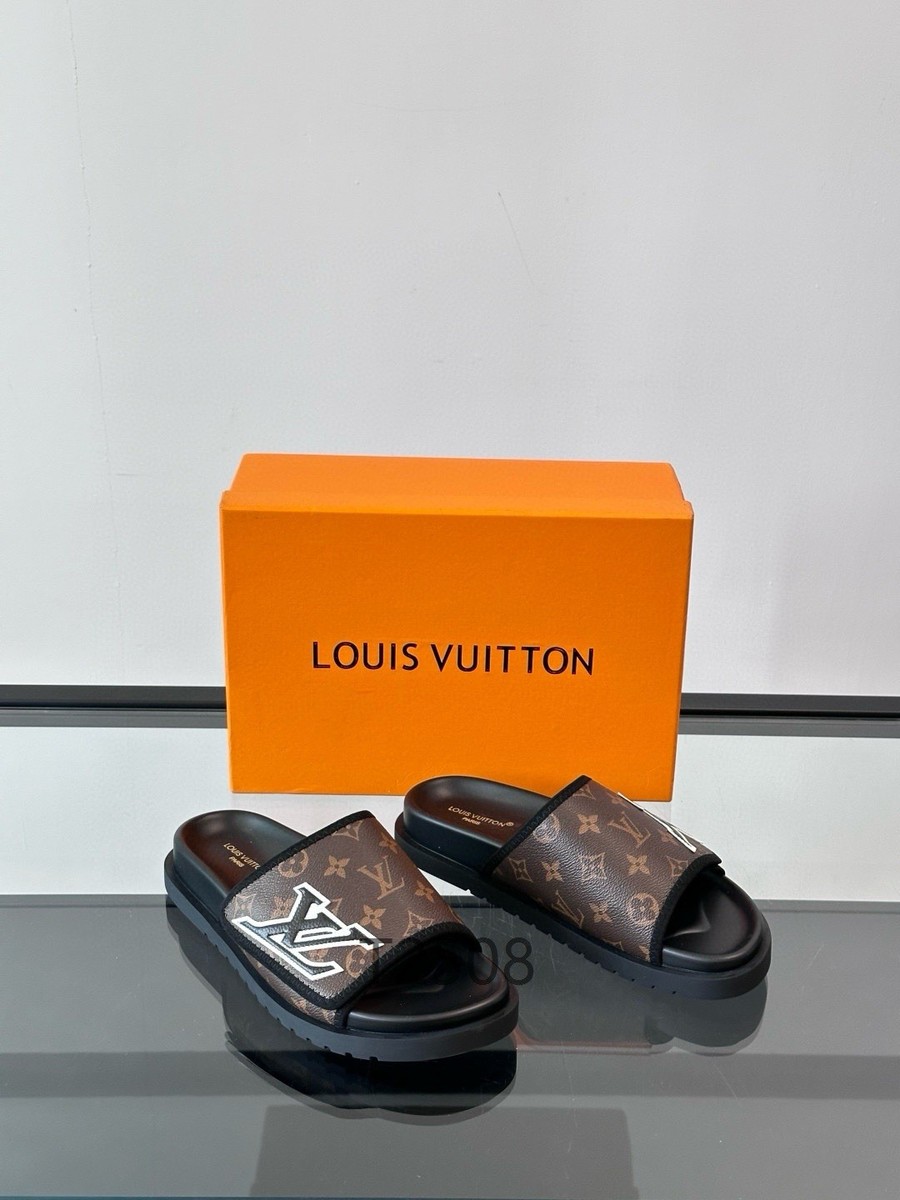 Louis Vuitton Monogram Men’s Slide Sandals in Brown and Black Louis Vuitton Monogram Logo Men main image 3