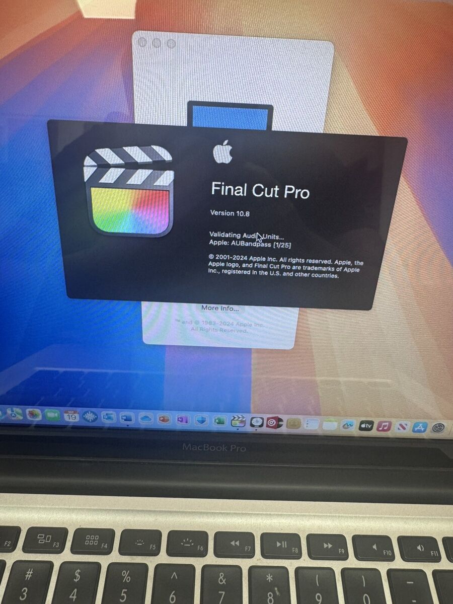 Apple MacBook Pro 13.3 Apple MacBook Pro 13.3