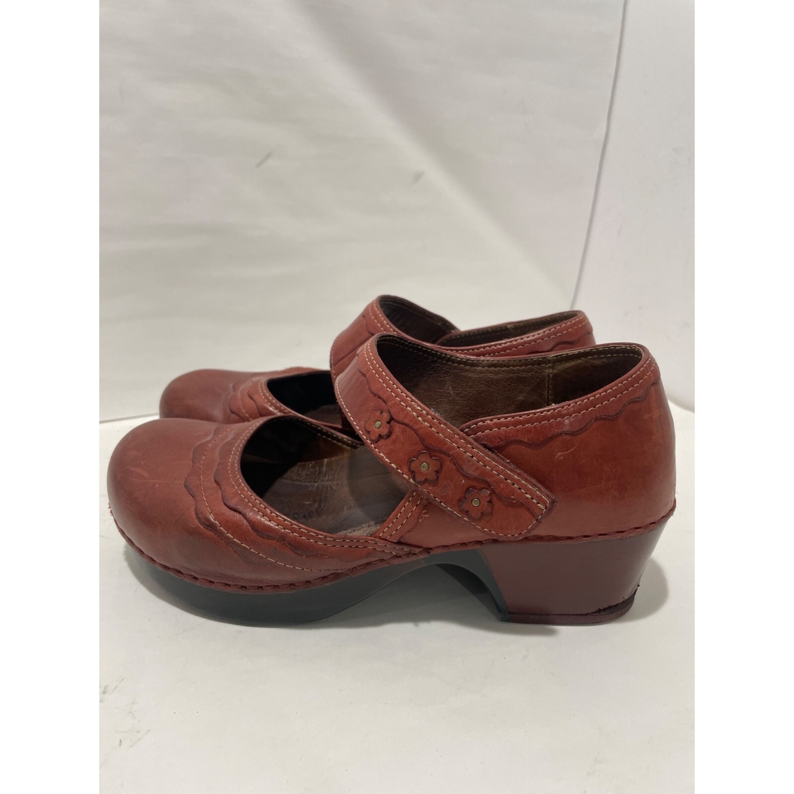 Dansko Womens Mary Jane Red Brown Cube Heel Dust Scallop Leather Clog size 39