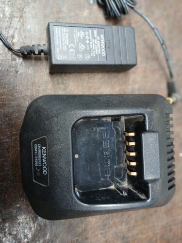Genuine OEM Kenwood KSC-25 Rapid Charger w/ AC Adapter W08-1058 - Picture 3 of 3